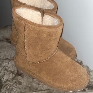 Beautiful Tan Little Girl Boots